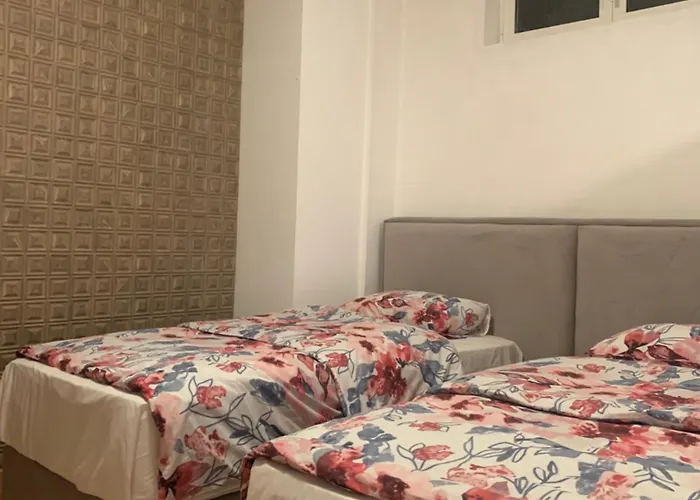 Essenza Tirana